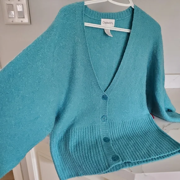 Sweater - Picture 2 of 4